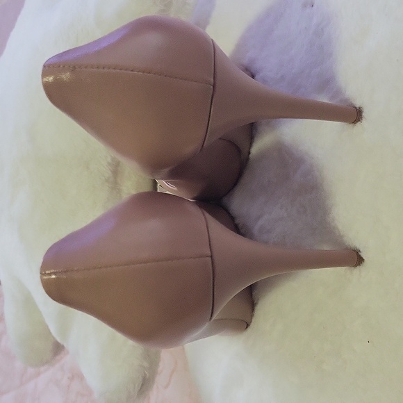 Valentino Garavani shoes - Picture 5 of 7